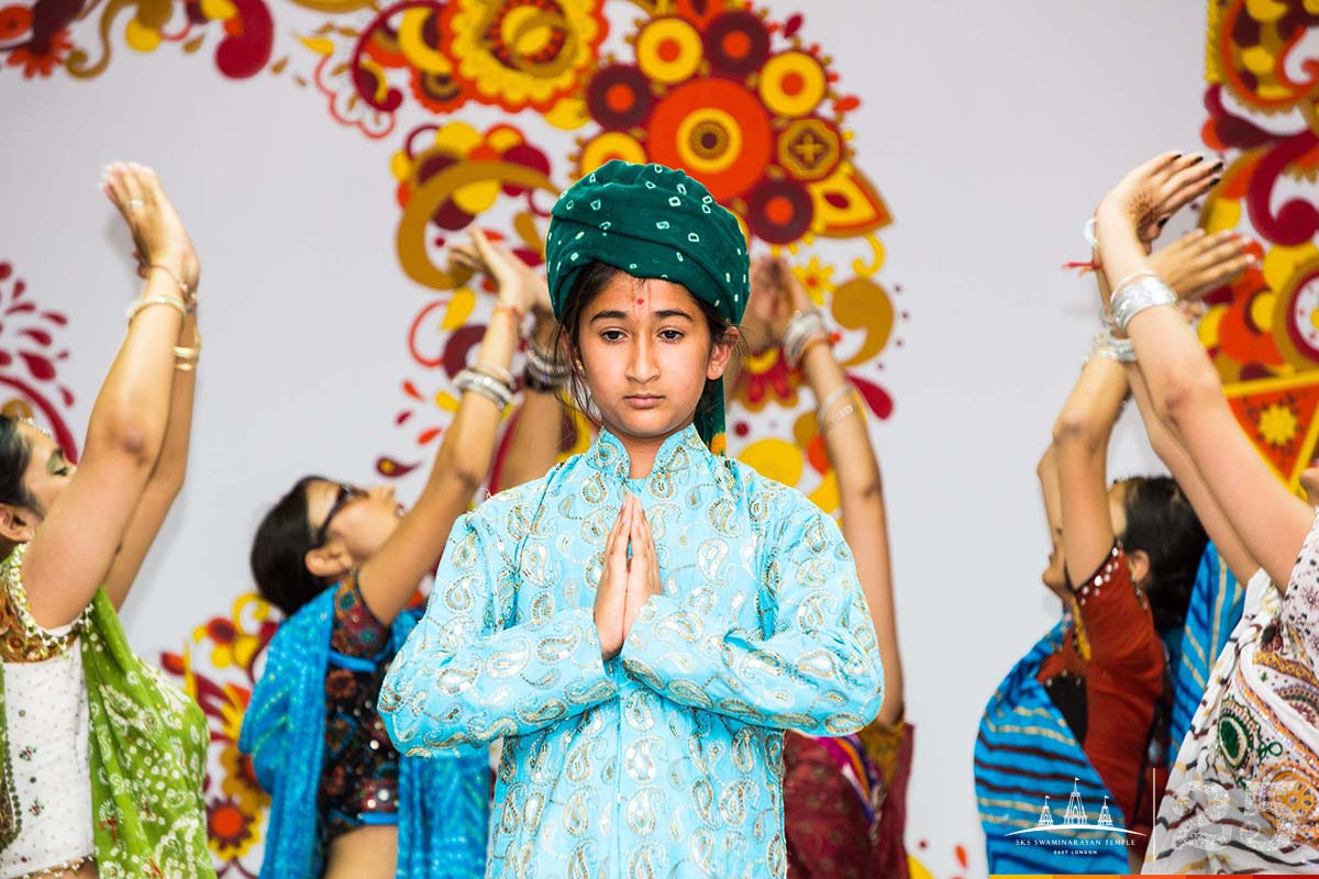 211A1414 copy - ©1987-2017 SKS Swaminarayan Temple East London